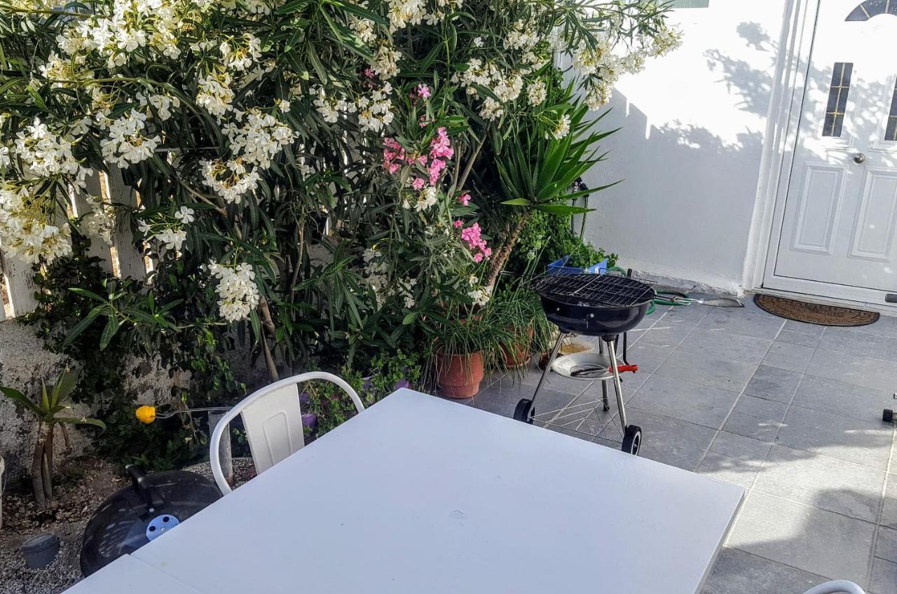 Pleasure Seaside Rooms 페리사 외부 사진