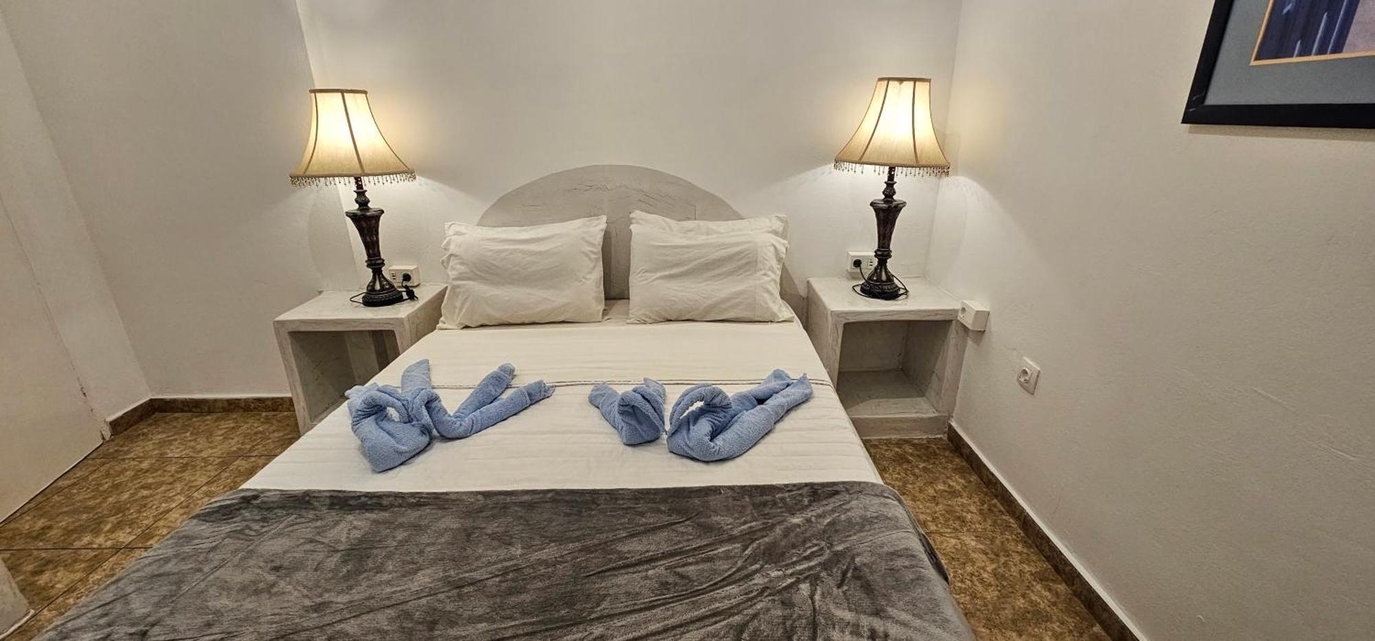 Pleasure Seaside Rooms 페리사 외부 사진